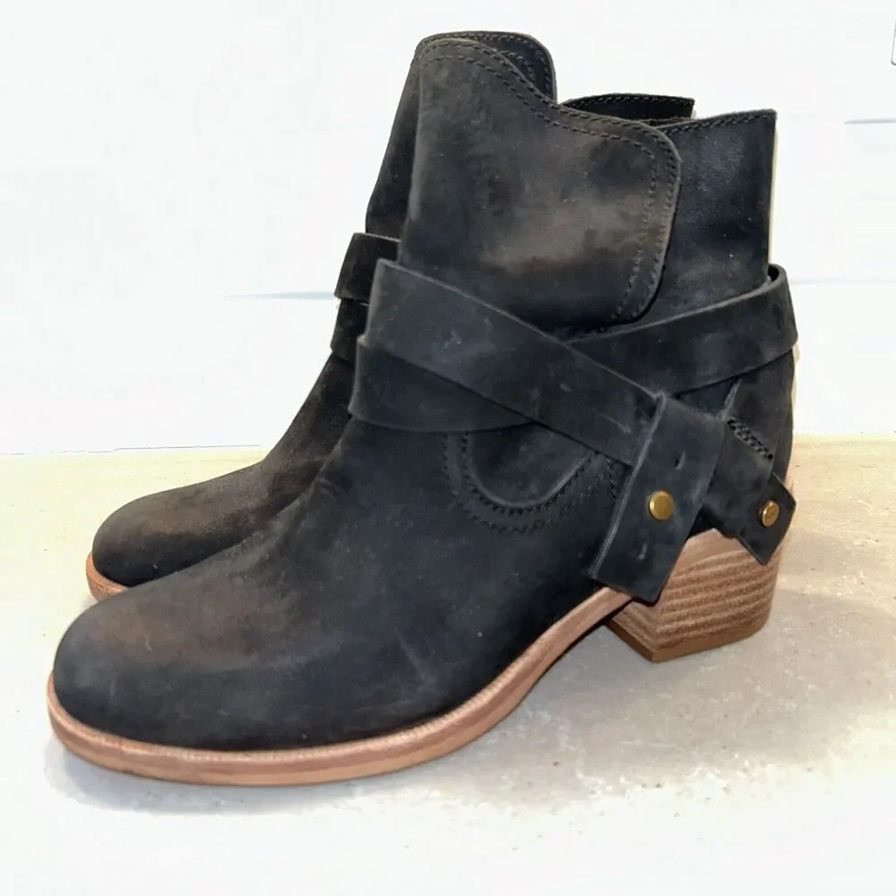 UGG Boots Womens 5 Elora Ankle Booties Black Suede Block Heels Pull‎ On EUC